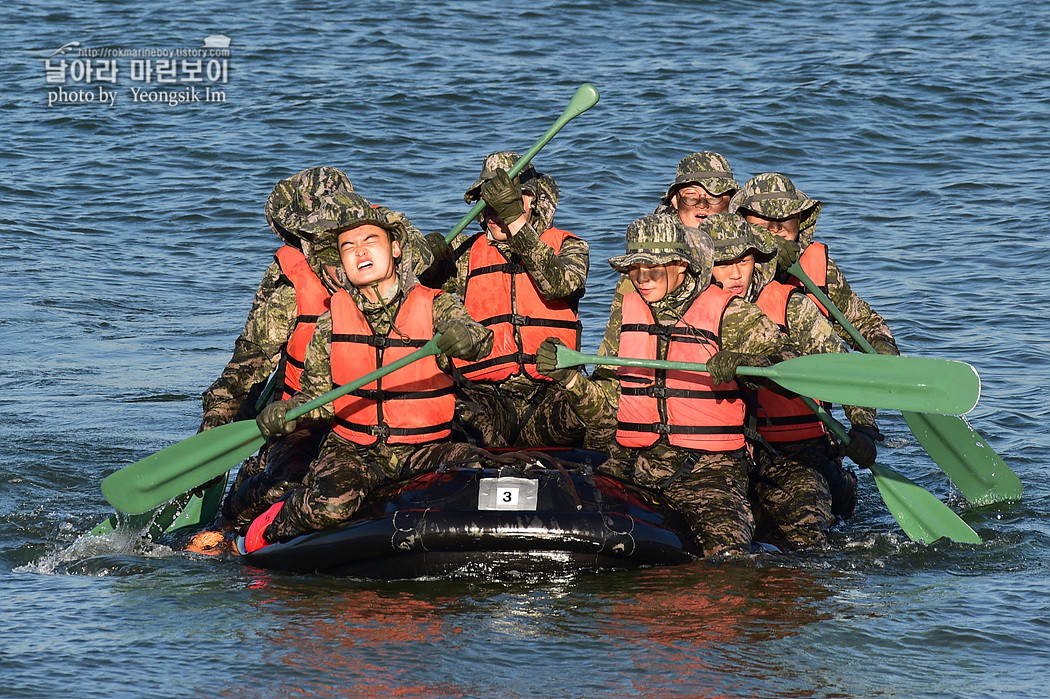 해병대 신병 1263기 1교육대 해상돌격훈련_8465.jpg