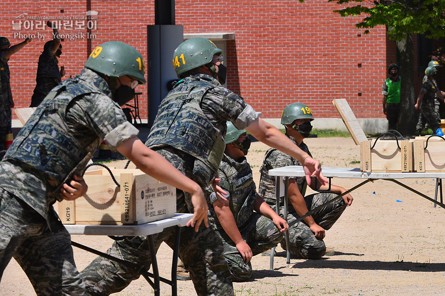 신병1293기1교육대5주차훈련_수류탄_1553.jpg