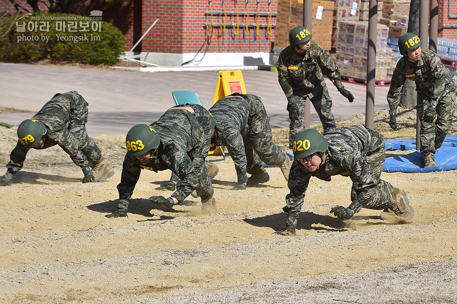 신병1315기_1교육대_장애물2_7414.jpg