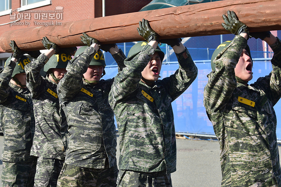 신병1315기_1교육대_장애물2_7275.jpg