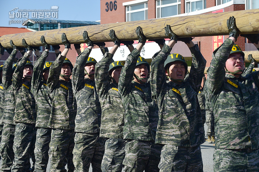 신병1315기_1교육대_장애물2_7226.jpg