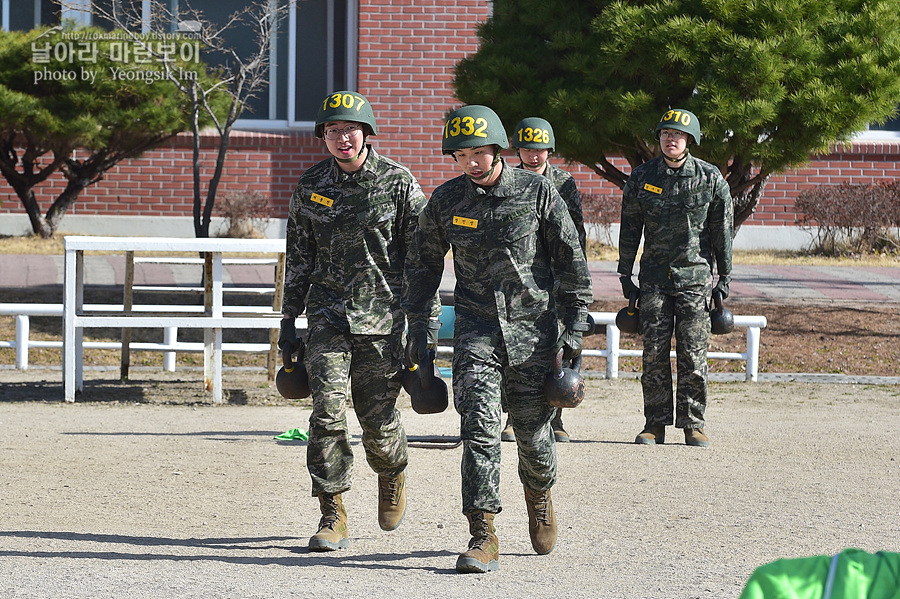 신병1315기_1교육대_장애물1_7354.jpg