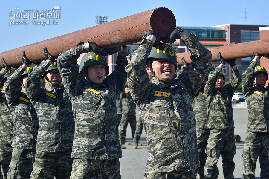 신병1315기_1교육대_장애물2_7250.jpg