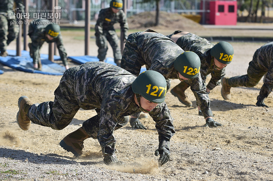 신병1315기_1교육대_장애물1_7397.jpg