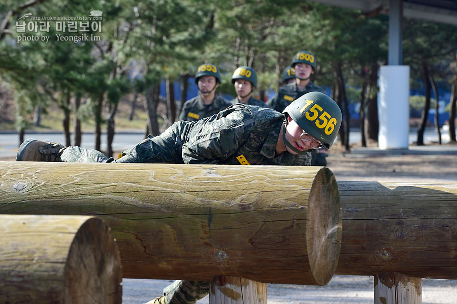 신병1315기_1교육대_장애물1_7318 - 복사본.jpg