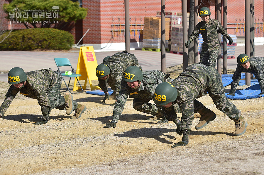 신병1315기_1교육대_장애물1_7402.jpg