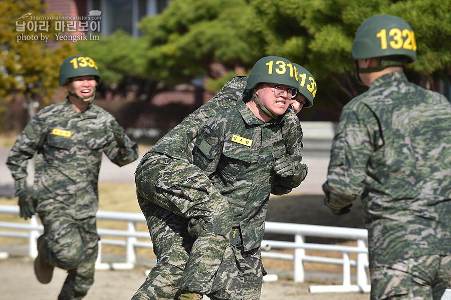 신병1315기_1교육대_장애물1_7372.jpg