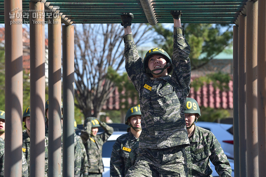 신병1315기_1교육대_장애물1_7339.jpg