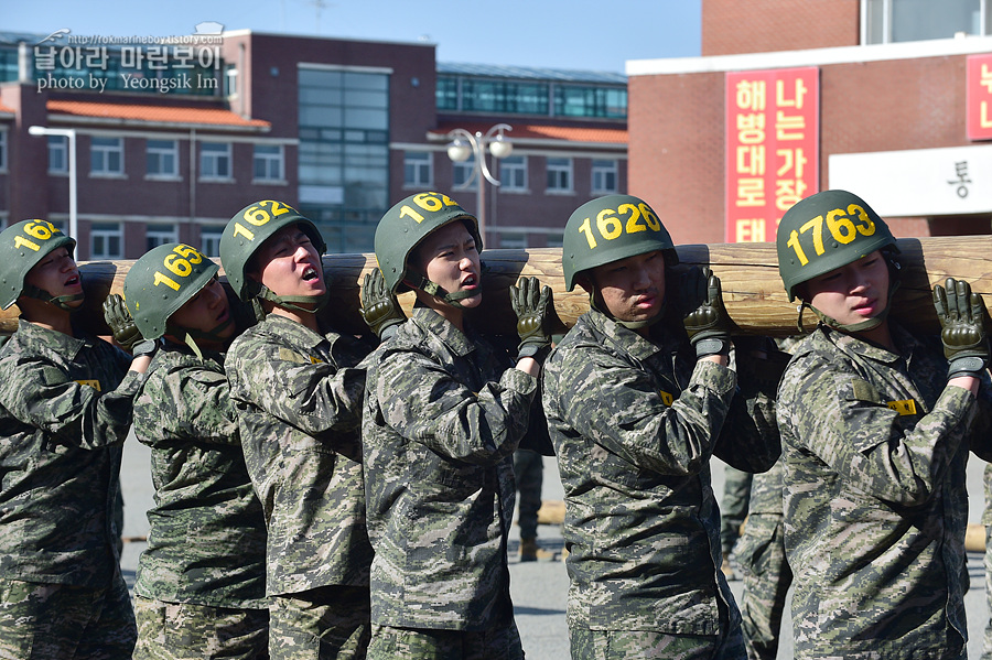 신병1315기_1교육대_장애물2_7241.jpg