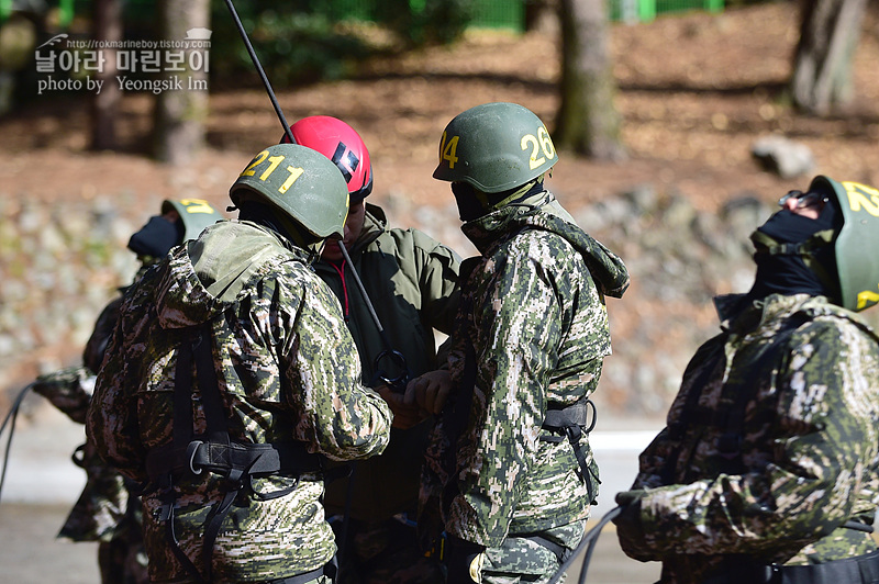 신병1313기_2교육대_극기주_산악_4548.jpg