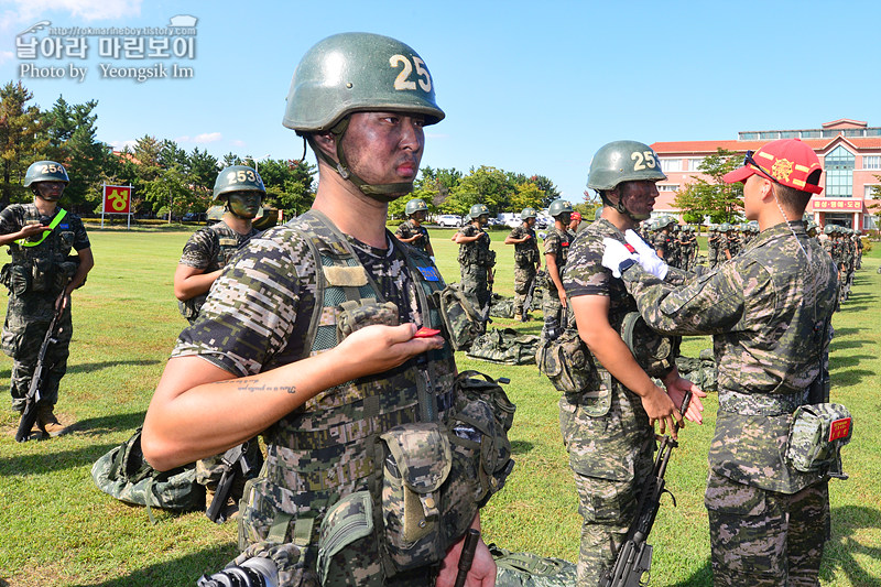 신병1309기 극기주 빨간명찰수여식_8480_5.jpg