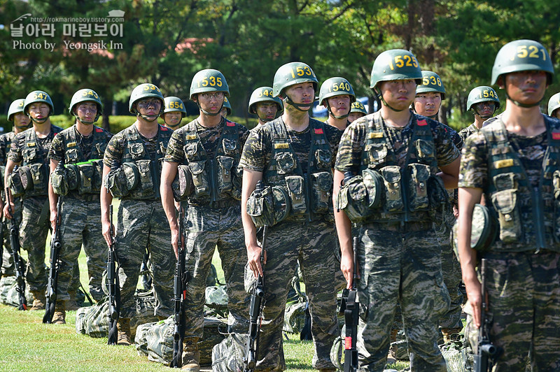 신병1309기 극기주 빨간명찰수여식_8413.jpg