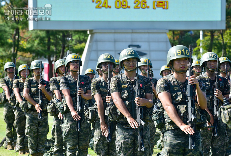 신병1309기 극기주 빨간명찰수여식_8424.jpg