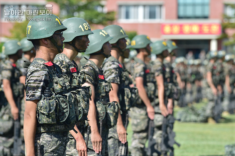 신병1309기 극기주 빨간명찰수여식_8495.jpg