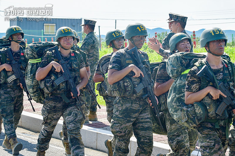 신병1309기 극기주 빨간명찰수여식_8363.jpg