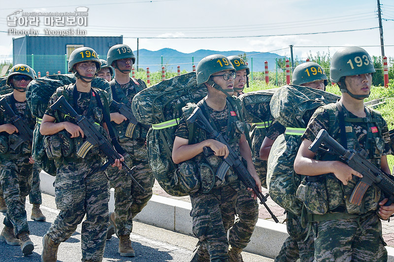 신병1309기 극기주 빨간명찰수여식_8380.jpg