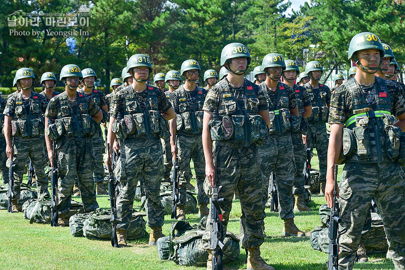 신병1309기 극기주 빨간명찰수여식_8407.jpg