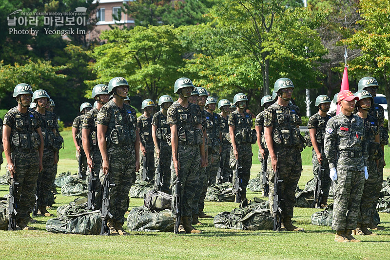 신병1309기 극기주 빨간명찰수여식_8462.jpg