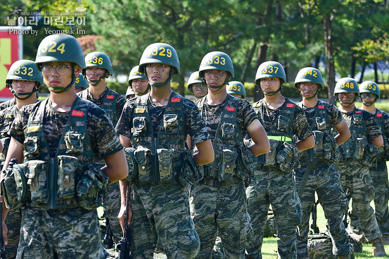 신병1309기 극기주 빨간명찰수여식_8412.jpg