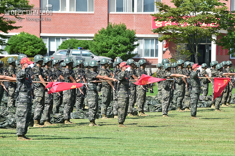 신병1309기 극기주 빨간명찰수여식_8434.jpg