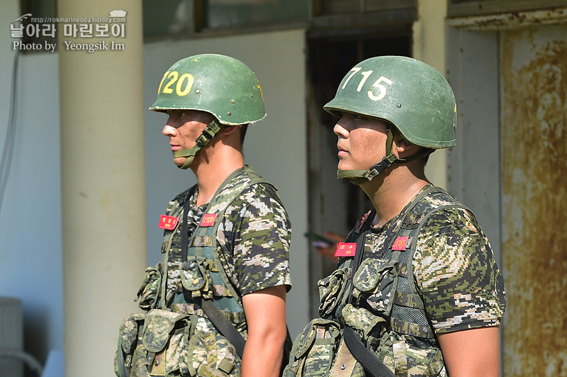 신병1309기 극기주 빨간명찰수여식_8492_9.jpg