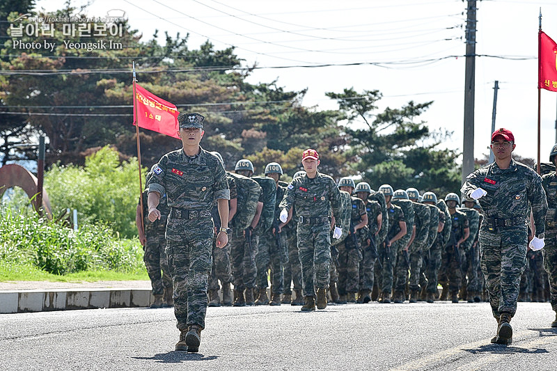 신병1309기 극기주 빨간명찰수여식_8270.jpg