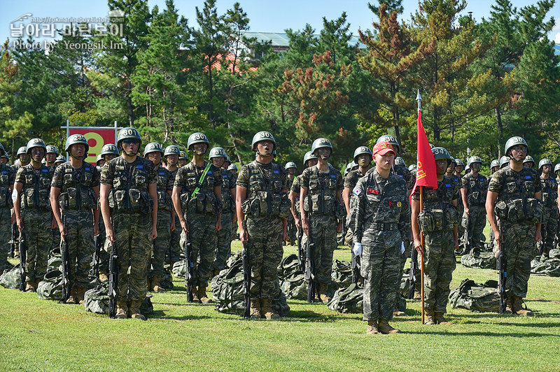 신병1309기 극기주 빨간명찰수여식_8450.jpg