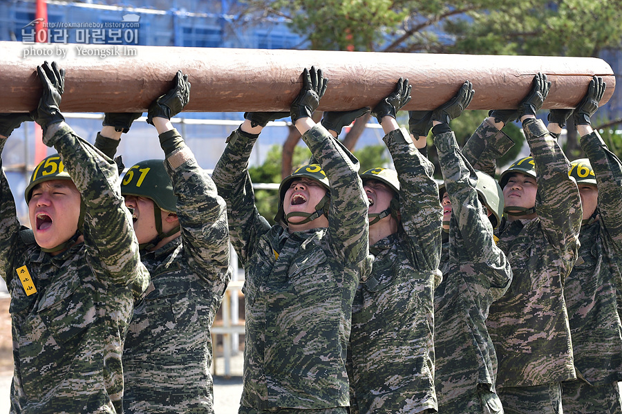 신병1315기_2교육대_장애물2_7523.jpg