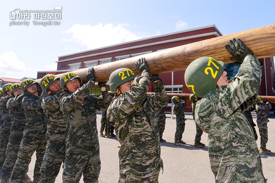 신병1315기_2교육대_장애물2_3055.jpg