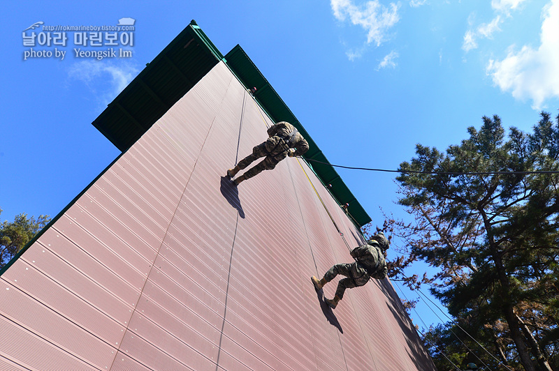 신병1313기_1교육대_극기주_산악_4793.jpg