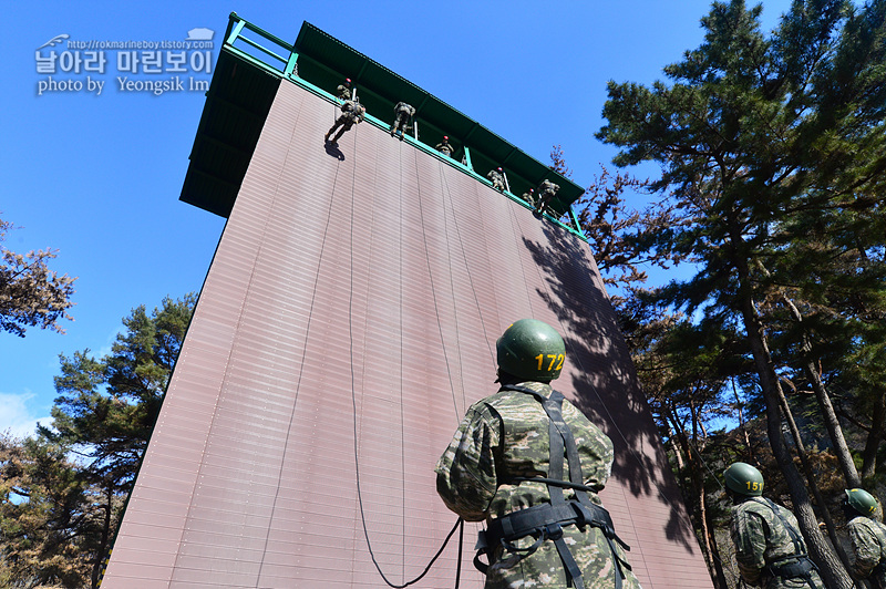 신병1313기_1교육대_극기주_산악_2454.jpg