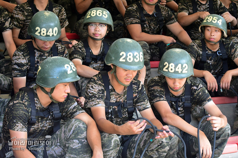 신병1307기_2교육대_극기주2_1722.jpg