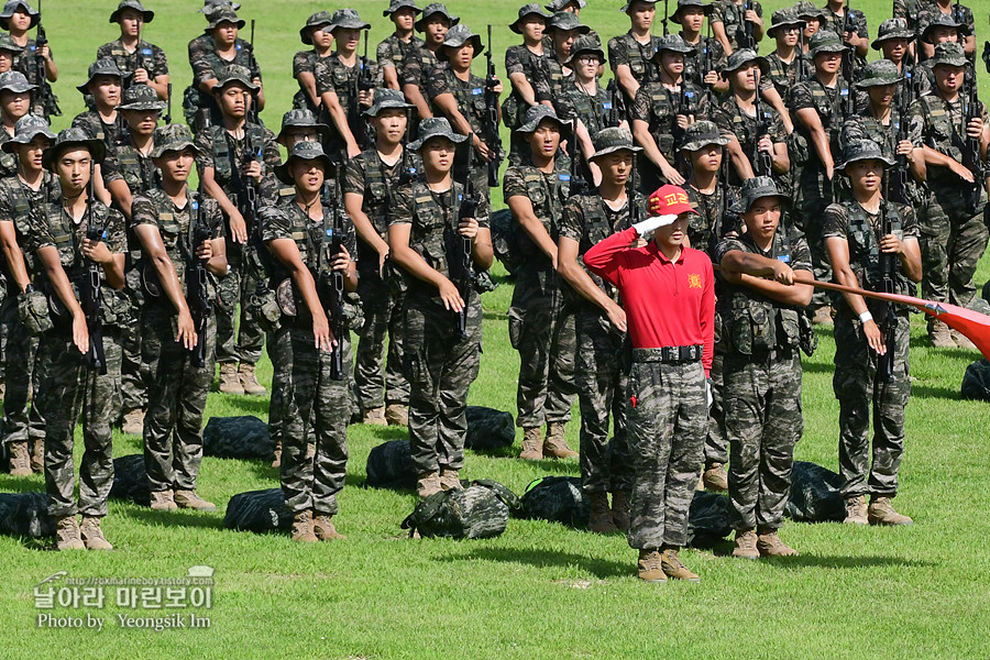 신병1307기_빨간명찰수여식_2093.jpg