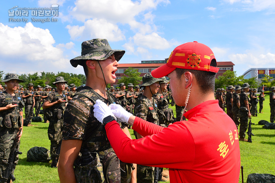 신병1307기_빨간명찰수여식_2125_1.jpg