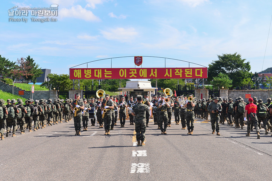 신병1307기_빨간명찰수여식_2080.jpg