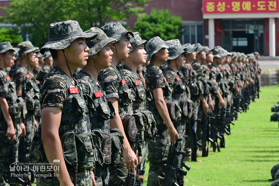 신병1307기_빨간명찰수여식_2164.jpg