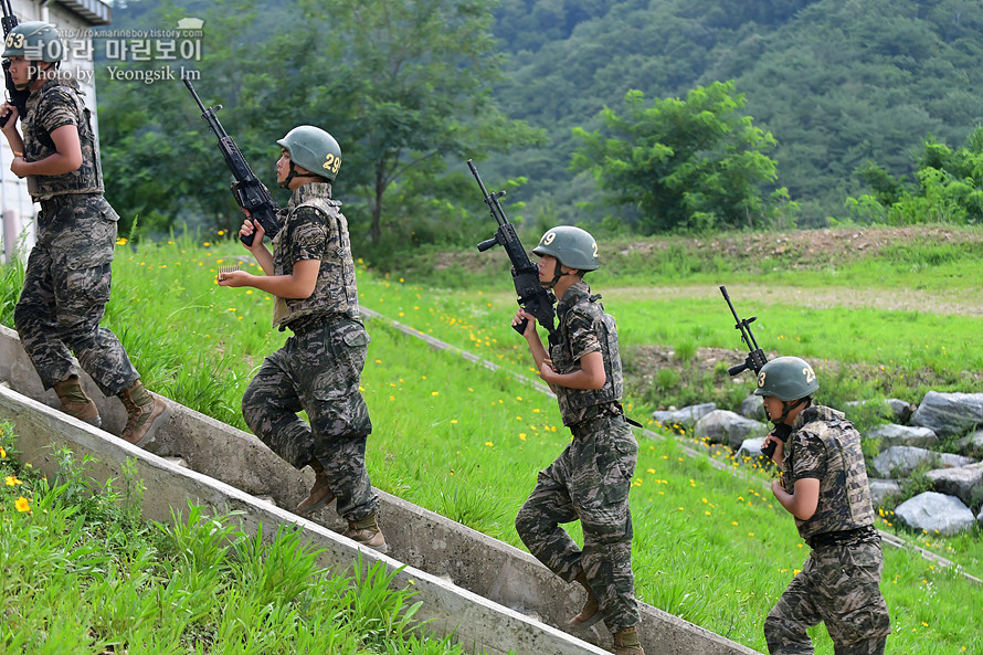 신병1307기2교육대4주차_전투사격_0399.jpg