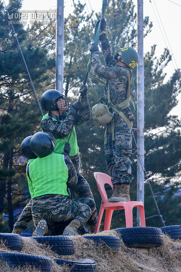 신병1313기2교육대4주차_공중돌격2_1317.jpg