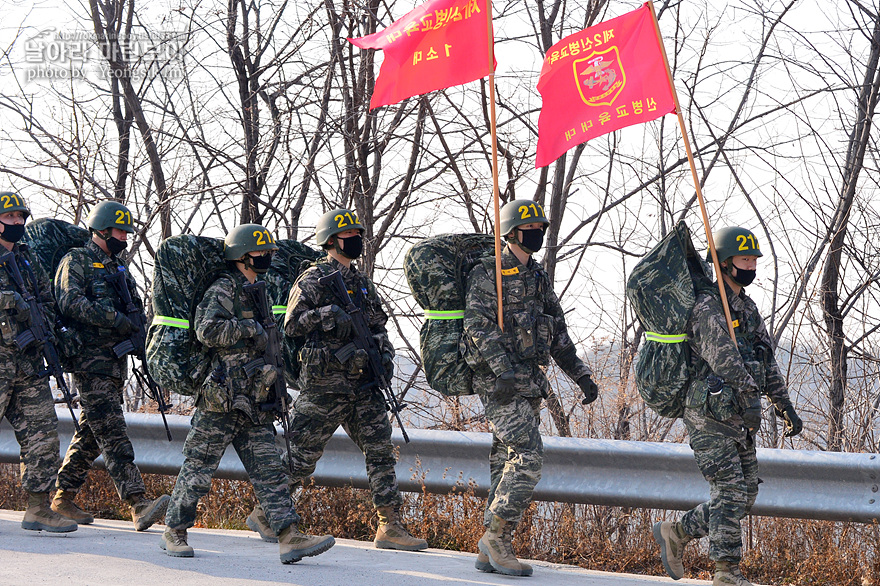 신병1313기2교육대4주차_공중돌격3_2174.jpg