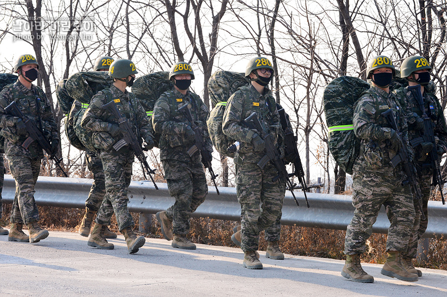 신병1313기2교육대4주차_공중돌격3_2197.jpg