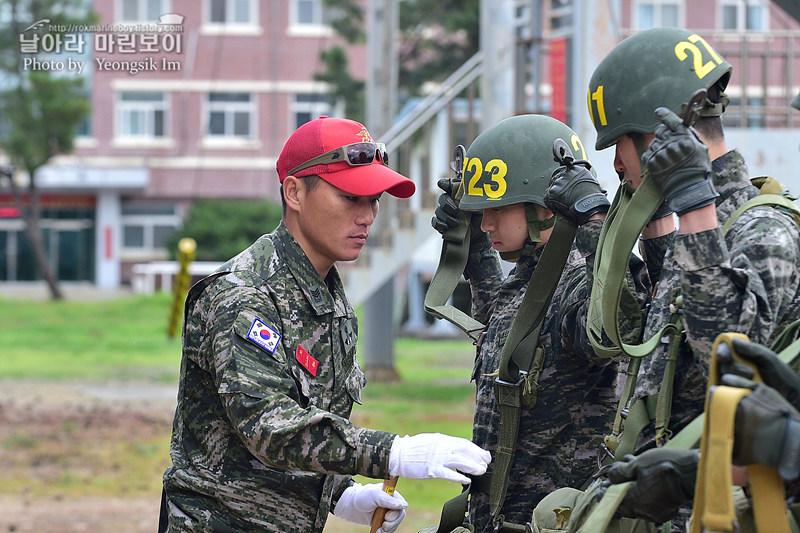 신병1311기 2교육대 공중돌격_0377.jpg