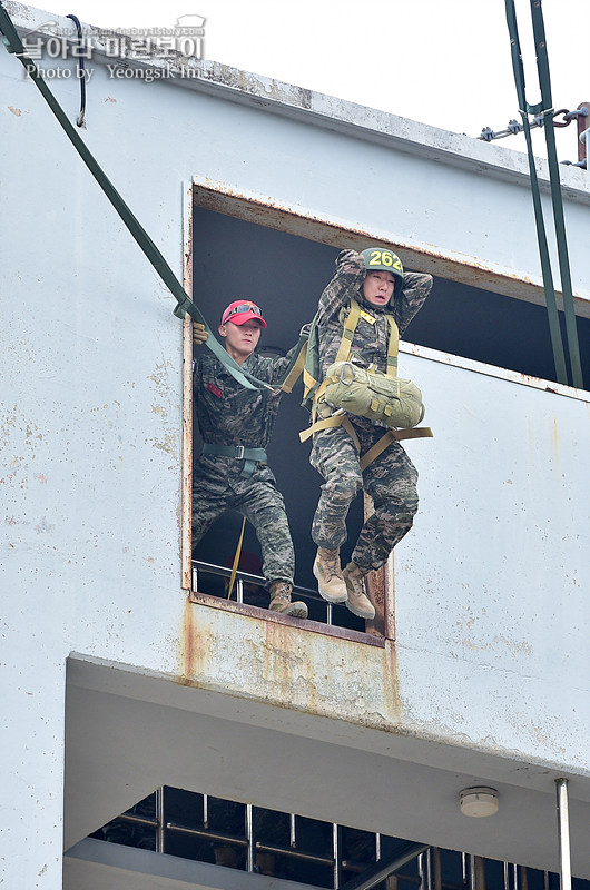 신병1311기 2교육대 공중돌격_0367.jpg