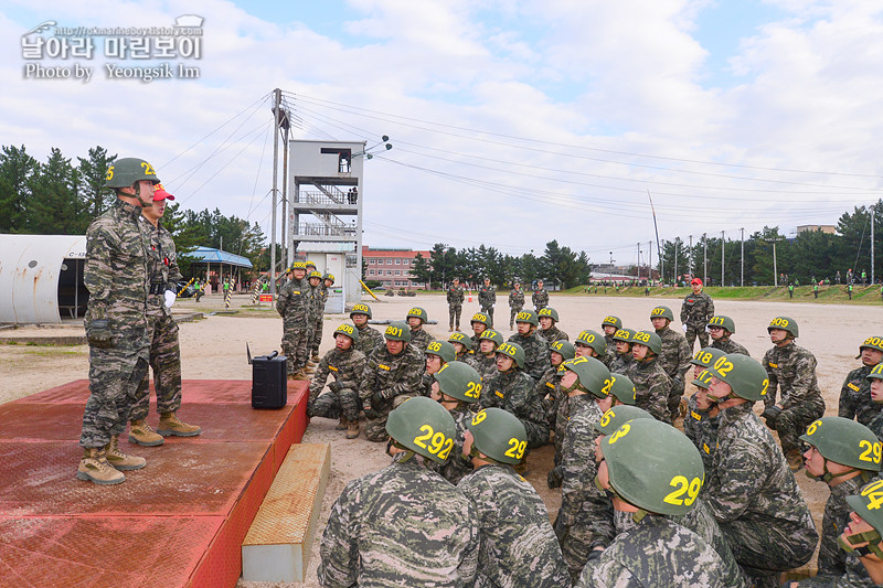 신병1311기 2교육대 공중돌격_8073.jpg