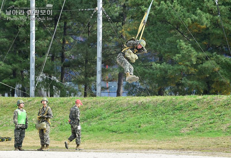 신병1311기 2교육대 공중돌격_0509.jpg