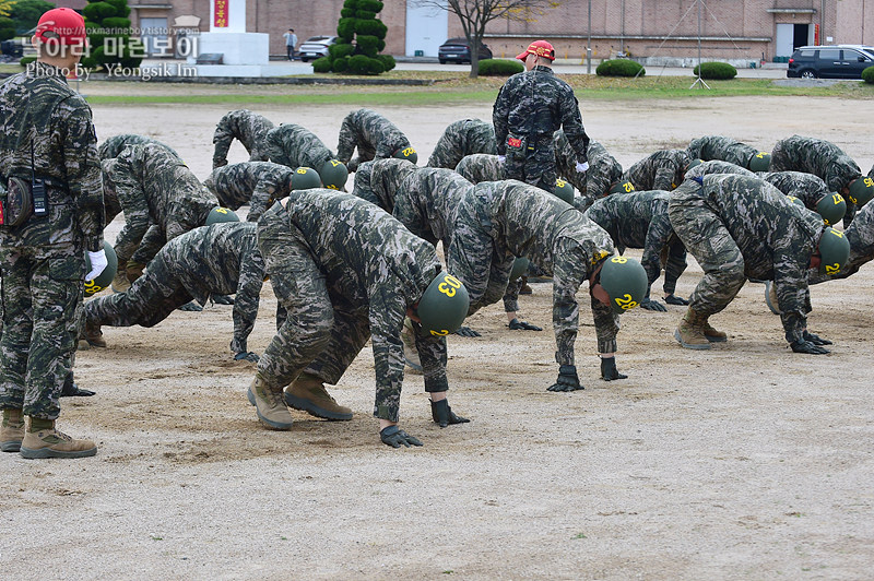 신병1311기 2교육대 공중돌격_0324.jpg