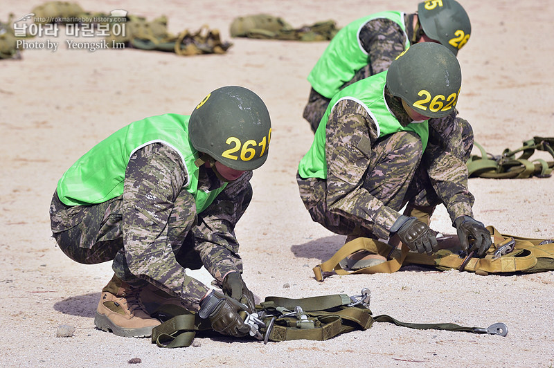 신병1311기 2교육대 공중돌격_0523.jpg