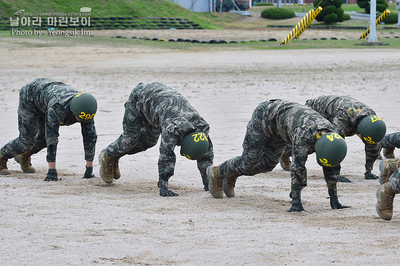 신병1311기 2교육대 공중돌격_0330.jpg