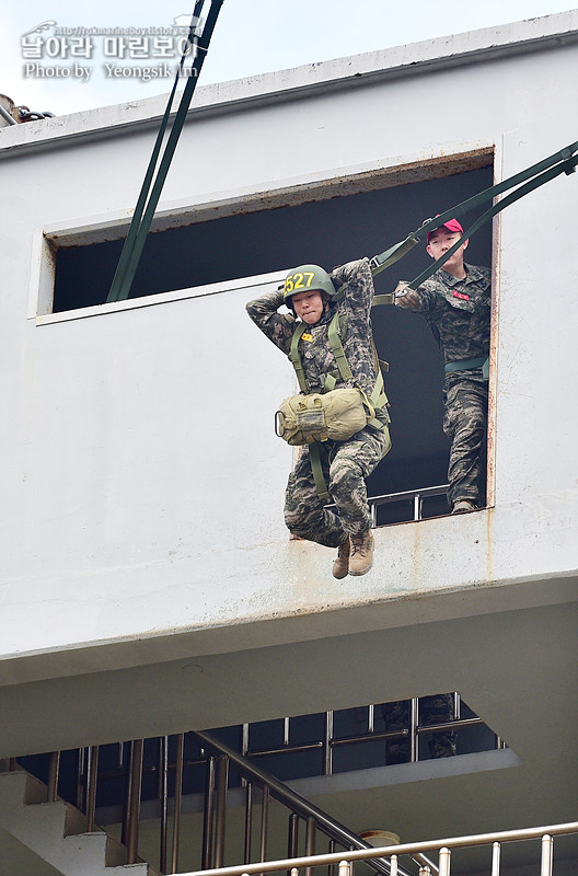 신병1311기 2교육대 공중돌격_0294.jpg