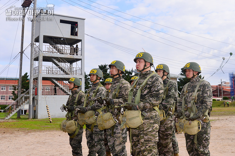 신병1311기 2교육대 공중돌격_8084.jpg