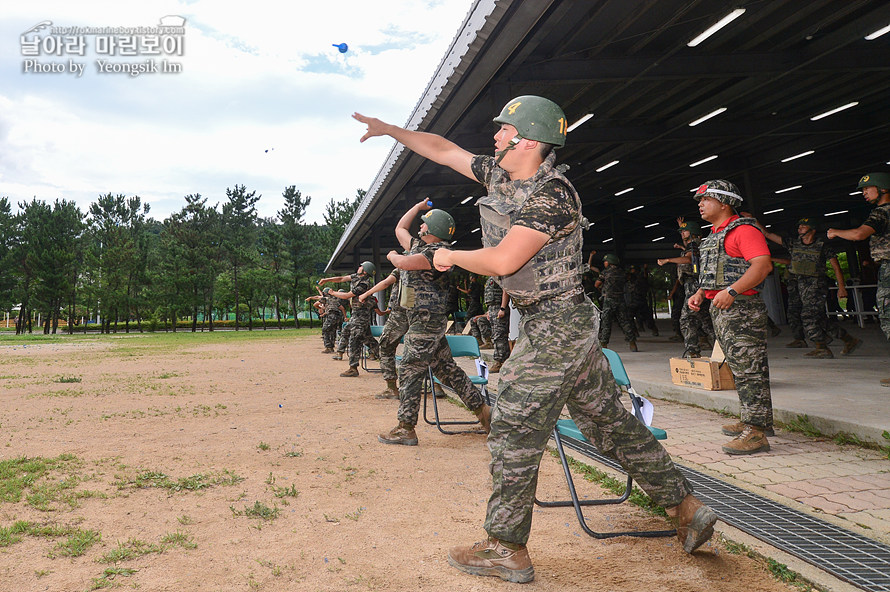 신병1307기1교육대4주차_수류탄1_6024.jpg